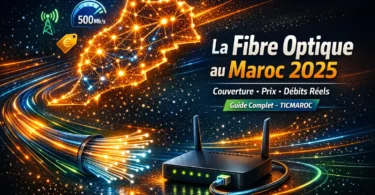 Carte du Maroc éclairée par la fibre optique illustrant la couverture, les prix et les débits réels de l’internet très haut débit au Maroc en 2025